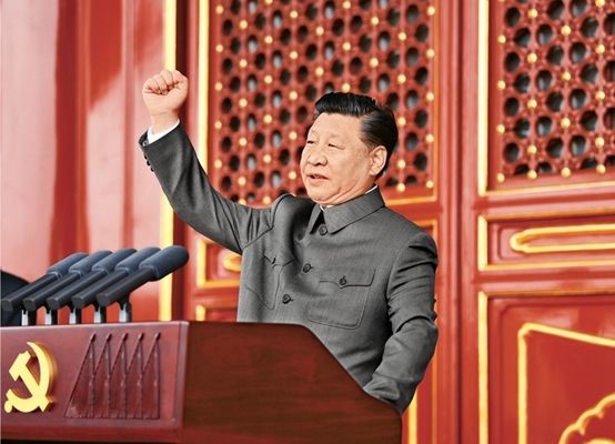 习近平：在庆祝中国共产党成立100周年大会上的讲话 来源：《求是》2021年07月15日 在庆祝中国共产党 成立100周年大会上的讲话 （2021年7月1日） 习近平 {xunruicms_img_title} 2021年7月1日，庆祝中国共产党成立100周年大会在北京天安门广场隆重举行。中共中央总书记、国家主席、中央军委主席习近平发表重要讲话。新华社记者 谢环驰/摄 同志们，朋友们： 今天，在中国共产党历史上，在中华民族历史上，都是一个十分重大而庄严的日子。我们在这里隆重集会，同全党全