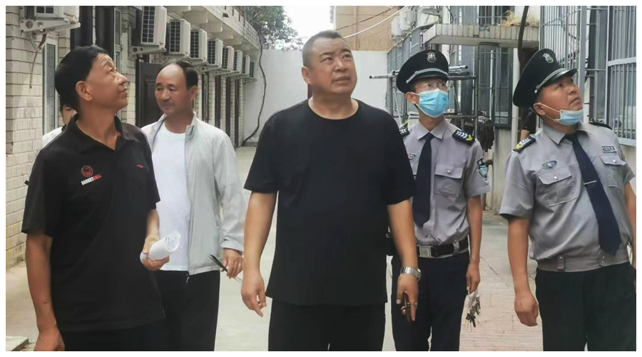 我校开展秋季开学前安全大排查活动 我校开展秋季开学前安全大排查活动